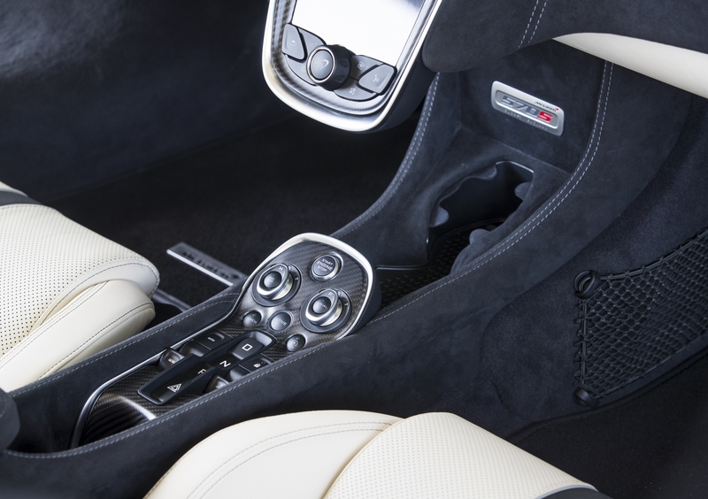 McLaren 570S Cabrio (2017-22) (16)