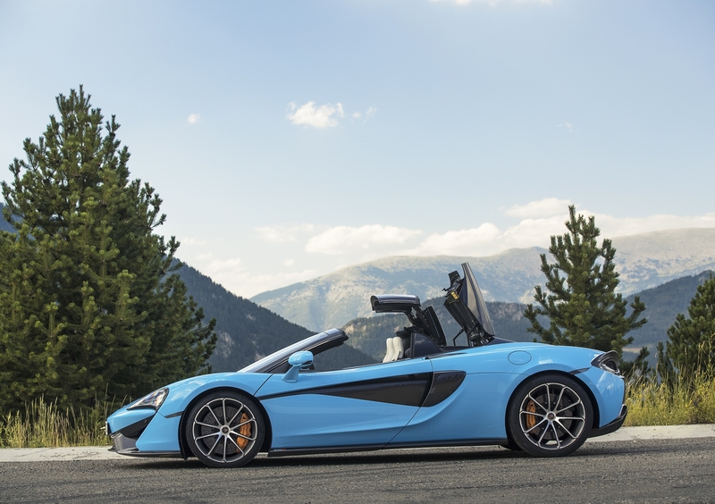 McLaren 570S Cabrio (2017-22) (2)