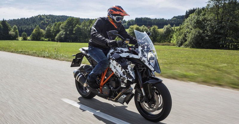 KTM 1290 Super Duke GT 2016: prova esclusiva