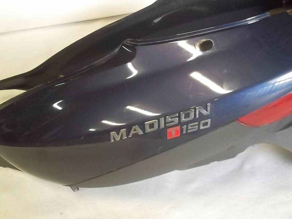 CARENA POSTERIORE Malaguti MADISON 150 (3)