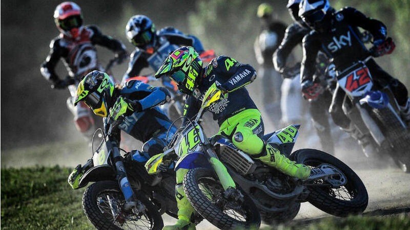 Che ne pensi dell'infortunio di Rossi e dell'allenamento dei piloti?