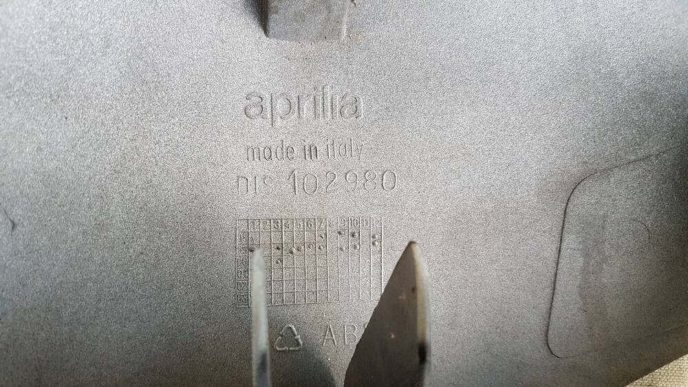 Carena Laterale Leonardo Aprilia (6)