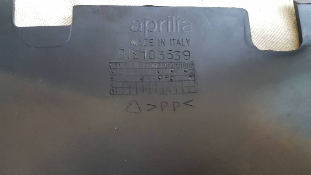 Scocca Nera Leonardo Aprilia (3)