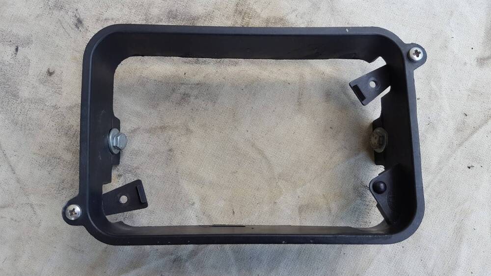 Cornice Fanale NTX Moto Guzzi (4)