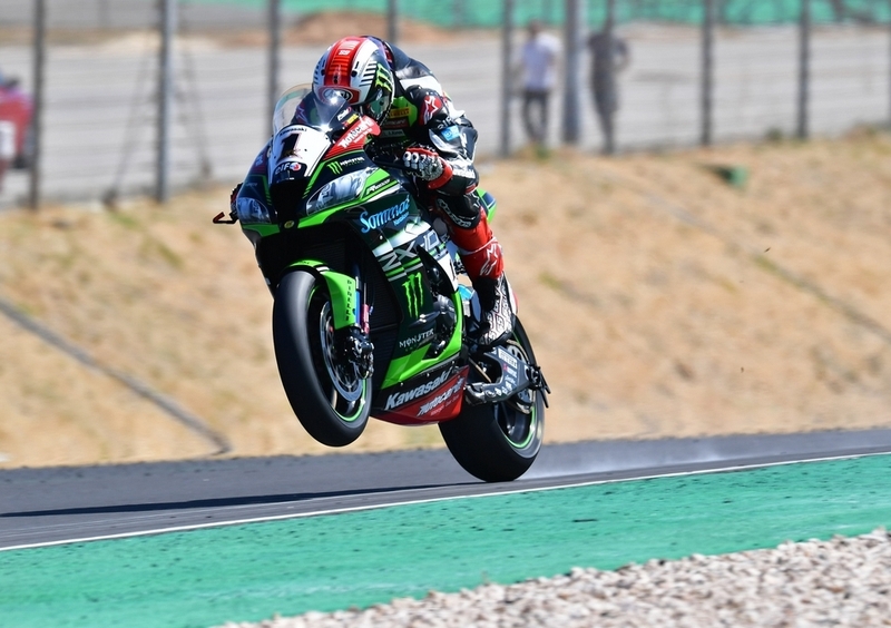 SBK 2017. Rea chiude in testa il venerd&igrave; a Portimao