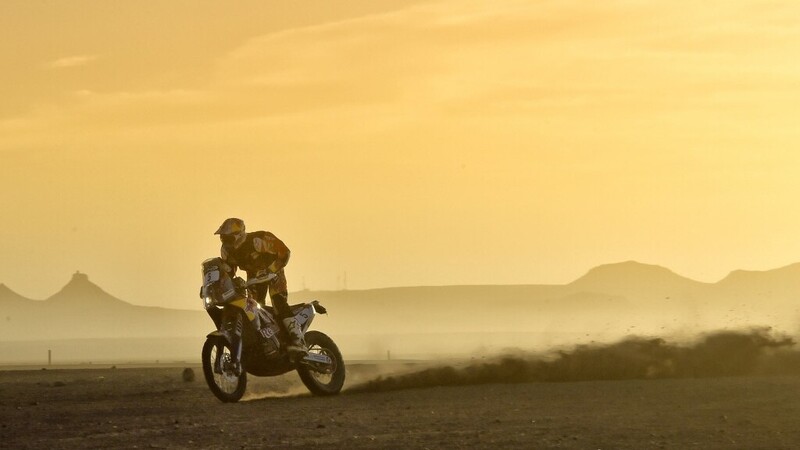 Mondiale Rally Raid Marocco. Leader KO, avanti Sunderland e Al Rajhi