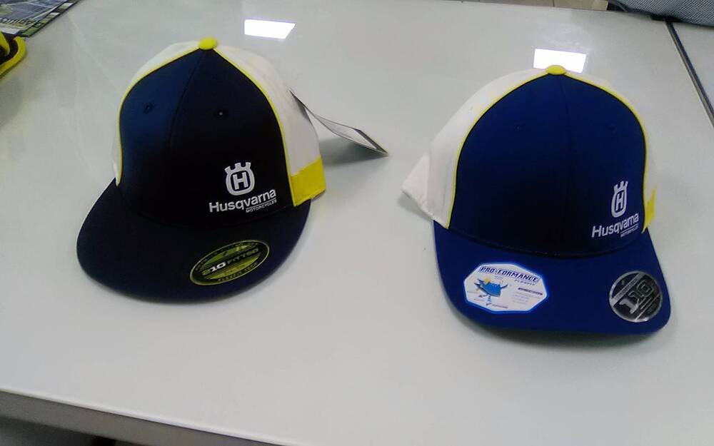CAPPELLO HUSQVARNA