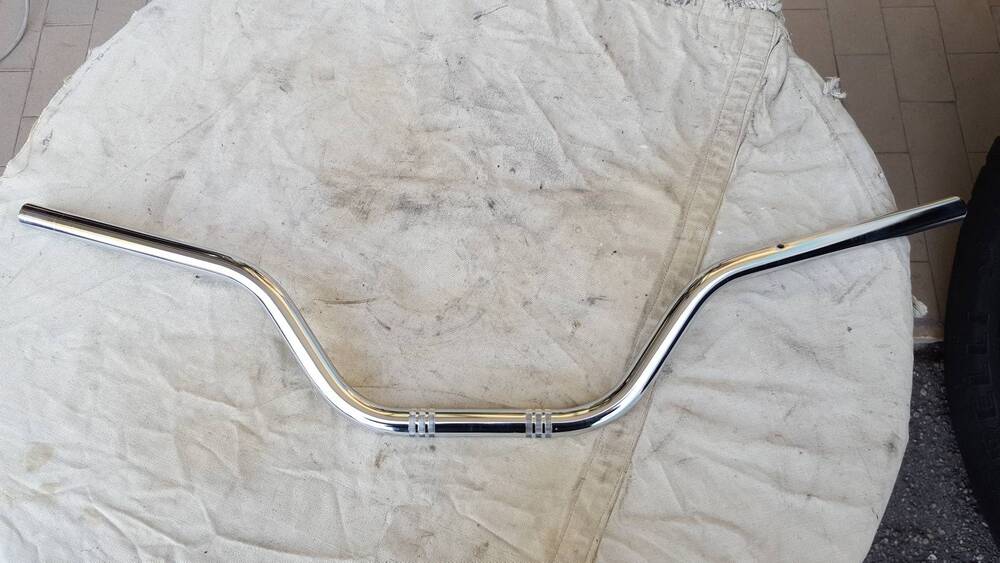 Manubrio Bonneville Triumph