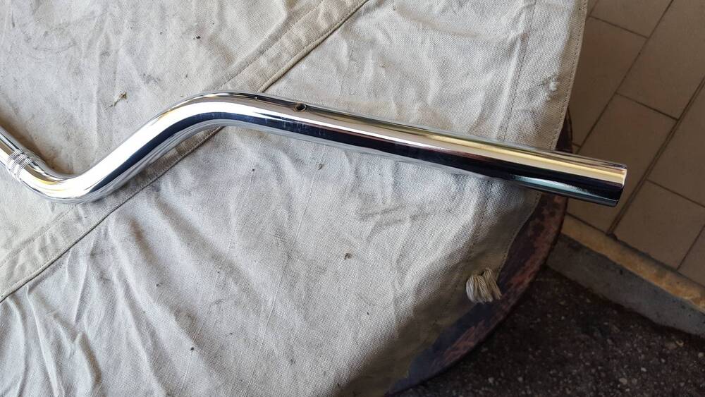 Manubrio Bonneville Triumph (4)