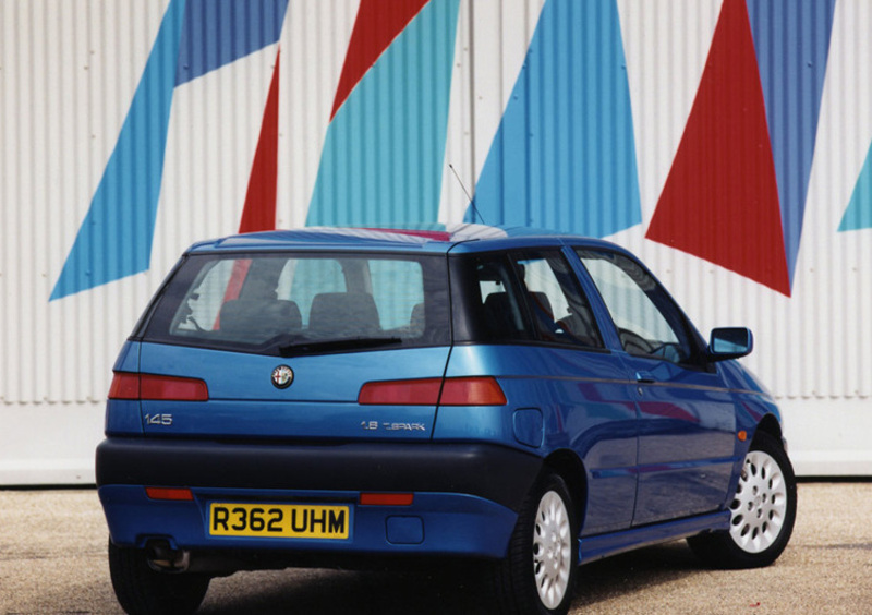 Alfa Romeo 145 (1994-01) (6)