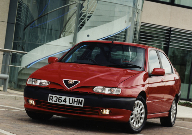 Alfa Romeo 146 (1995-01) (2)