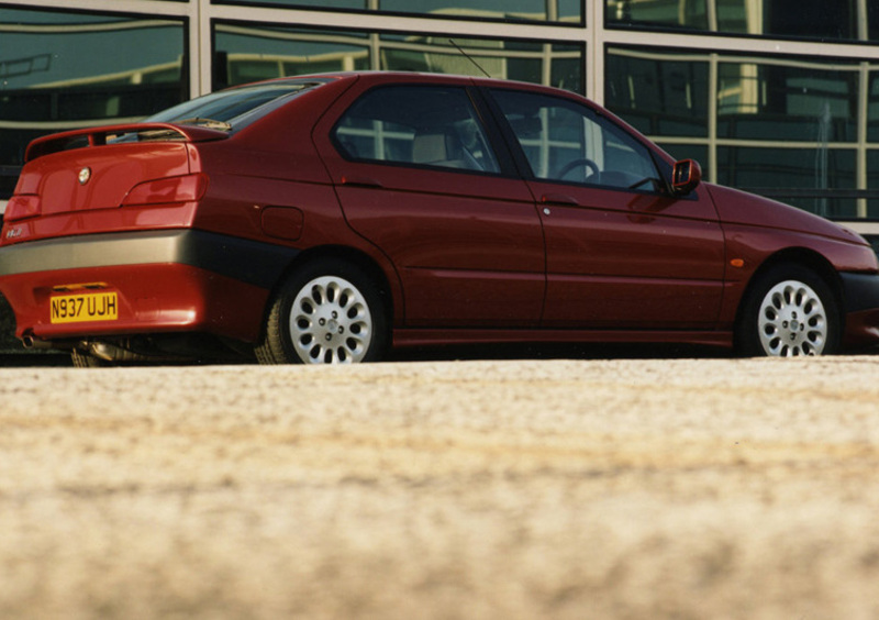 Alfa Romeo 146 (1995-01) (7)