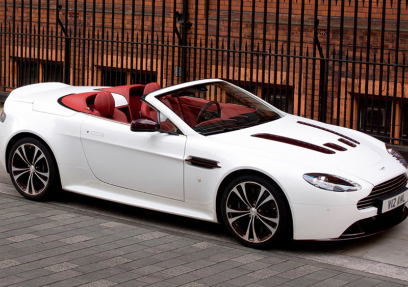 Aston Martin V12 Cabrio (2013-20) (9)