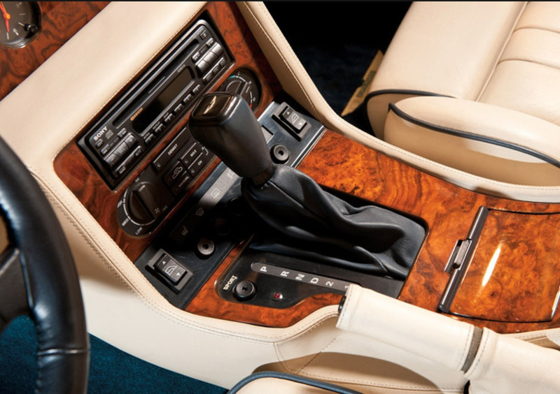 Aston Martin Virage/V8/Vantage (1990-01) (6)