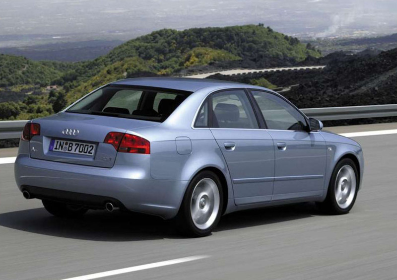 Audi A4 (2004-07) (2)