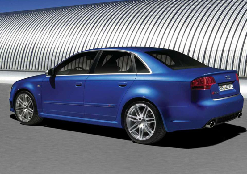 Audi RS 4 (2005-07) (2)