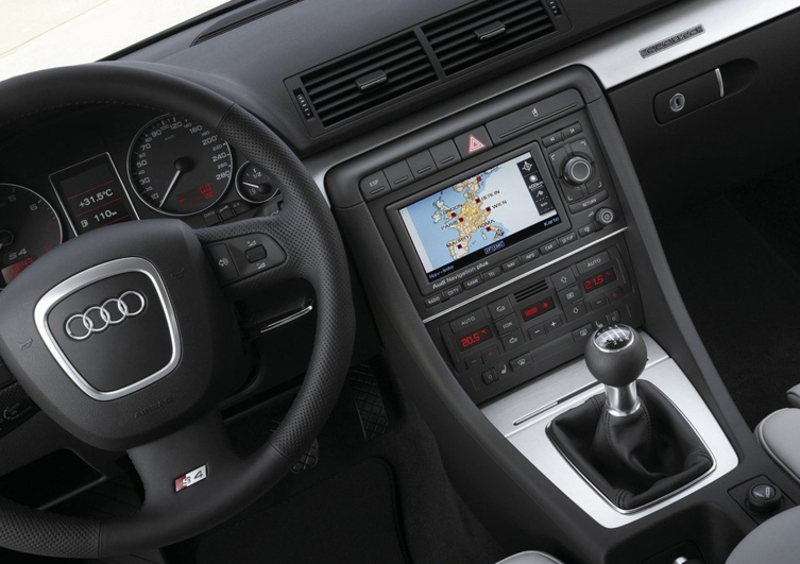 Audi S4 Avant (2004-08) (4)