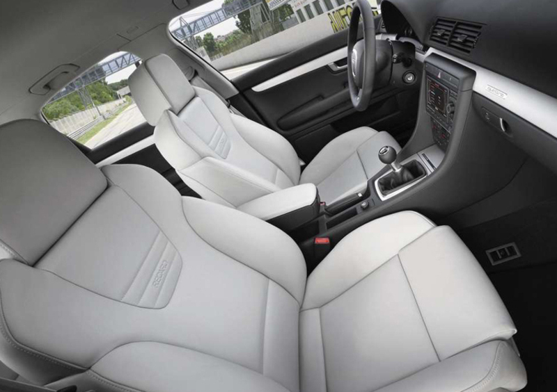Audi S4 Avant (2004-08) (5)