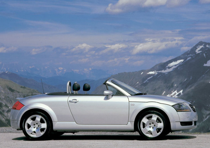 Audi TT Cabrio (1999-06) (3)