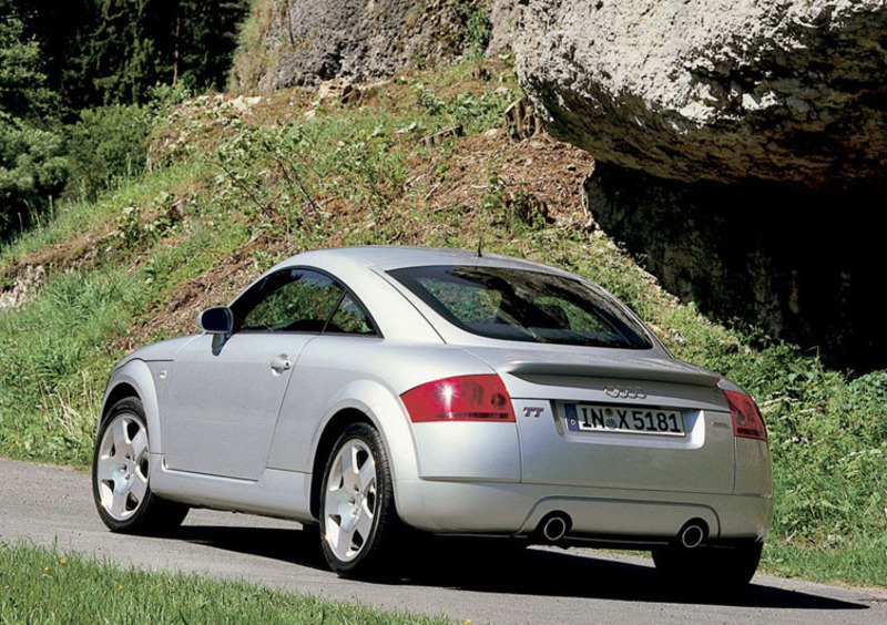 Audi TT Coupé (1998-06) (2)