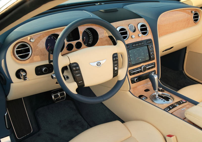 Bentley Continental GTC (2006-19) (8)