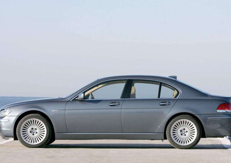 BMW Serie 7 (2001-08) (2)