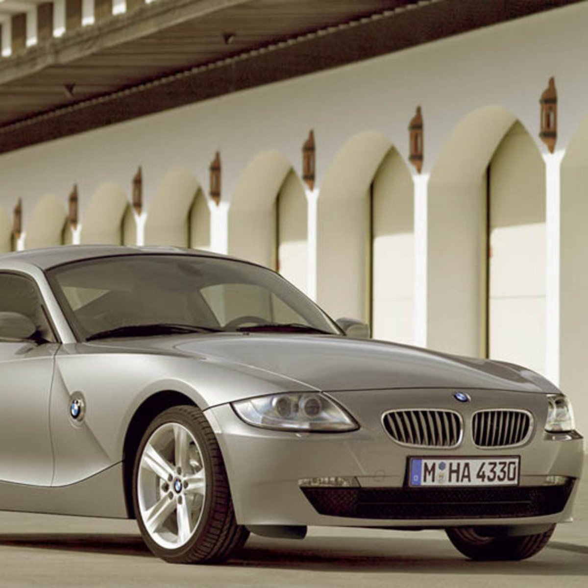 BMW Z4 Coup&eacute;