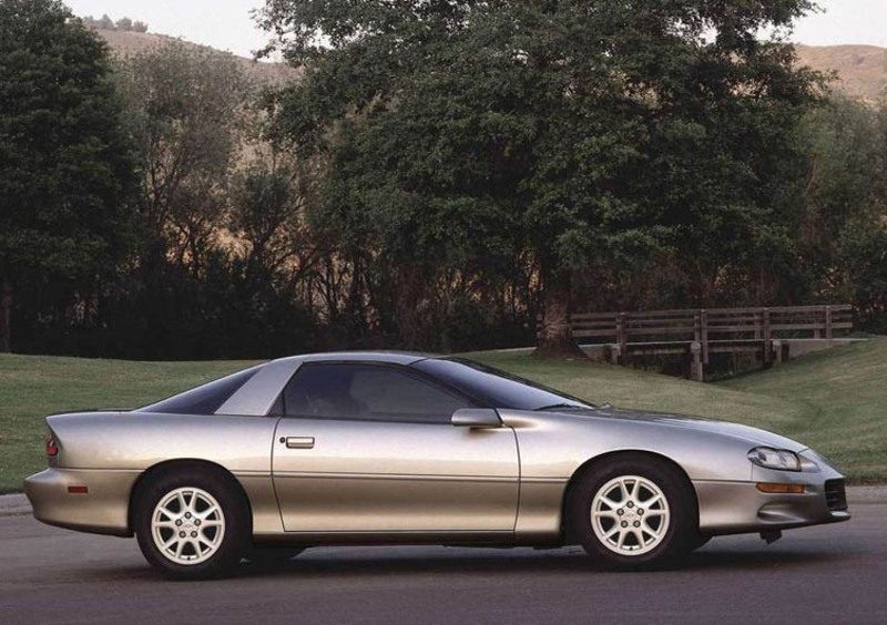 Chevrolet Camaro Coupé (1998-02) (2)