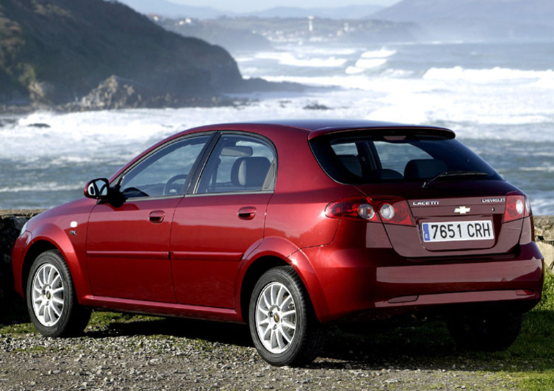 Chevrolet Lacetti (2005-10) (2)