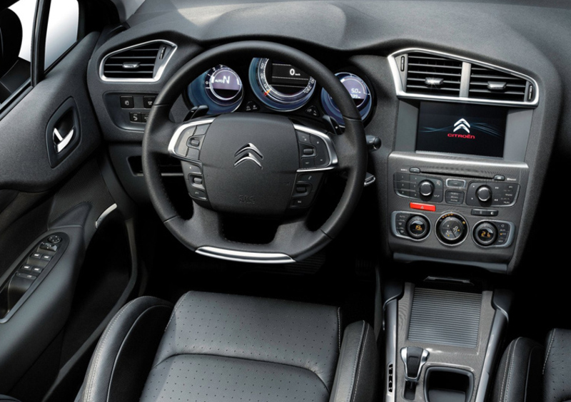 Citroen C4 (2010-18) (4)