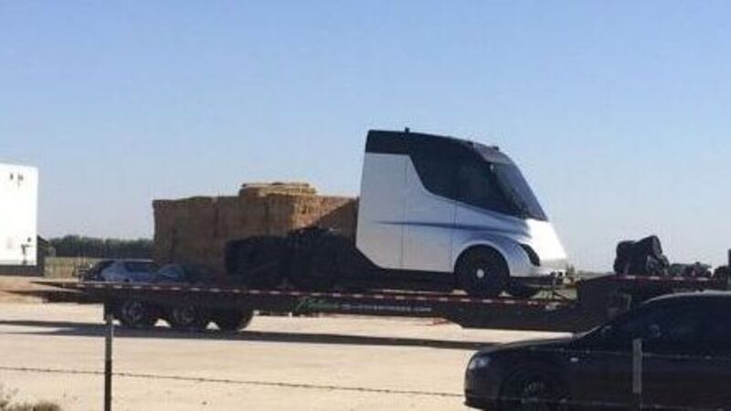 Tesla Truck, potrebbe essere questo il prototipo? 