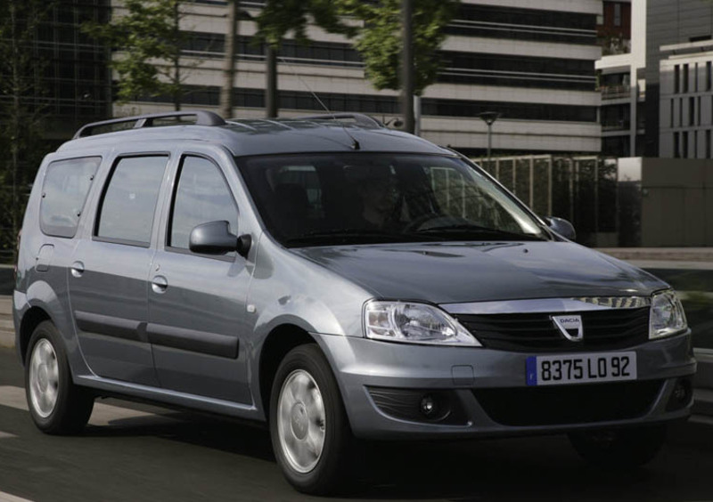 Dacia Logan Station Wagon (2008-13) (12)