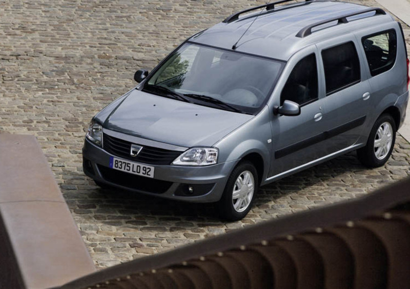 Dacia Logan Station Wagon (2008-13) (14)