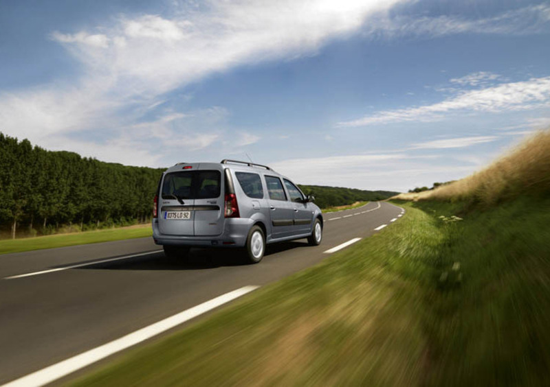 Dacia Logan Station Wagon (2008-13) (15)