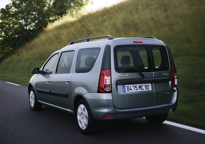 Dacia Logan Station Wagon (2008-13) (17)