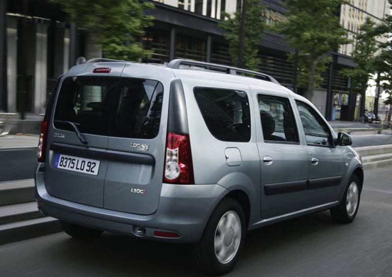 Dacia Logan Station Wagon (2008-13) (19)