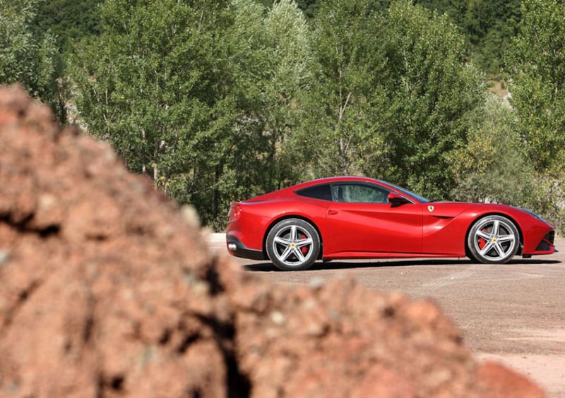 Ferrari F12 Coupé (2012-19) (27)