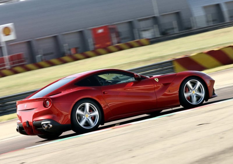 Ferrari F12 Coupé (2012-19) (28)