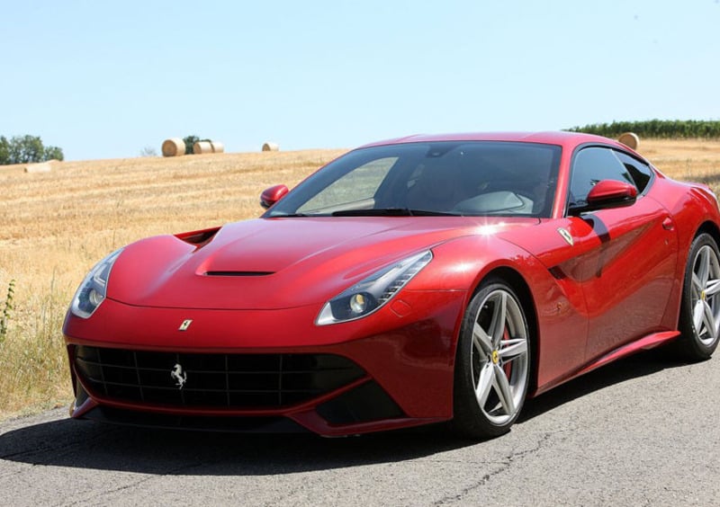 Ferrari F12 Coupé (2012-19) (35)