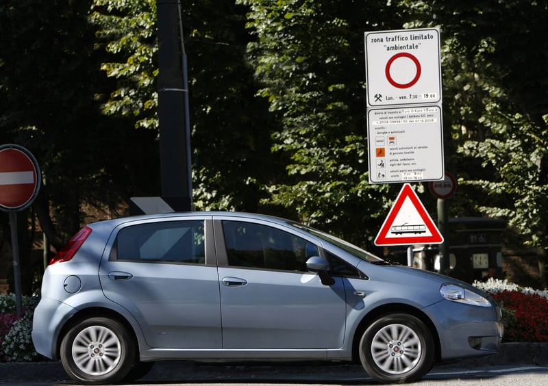 Fiat Grande Punto (2005-12) (16)