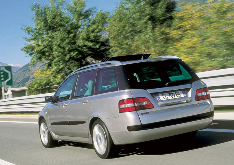Fiat Stilo Station Wagon (2002-09) (2)