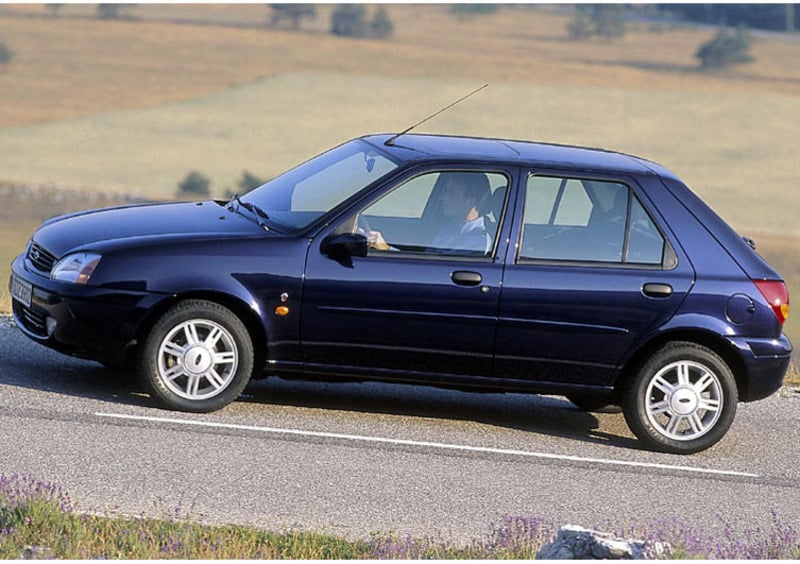 Ford Fiesta (1995-02) (3)