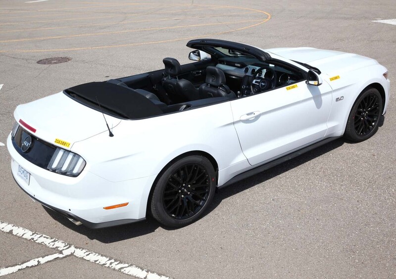 Ford Mustang Cabrio (2015-24) (4)