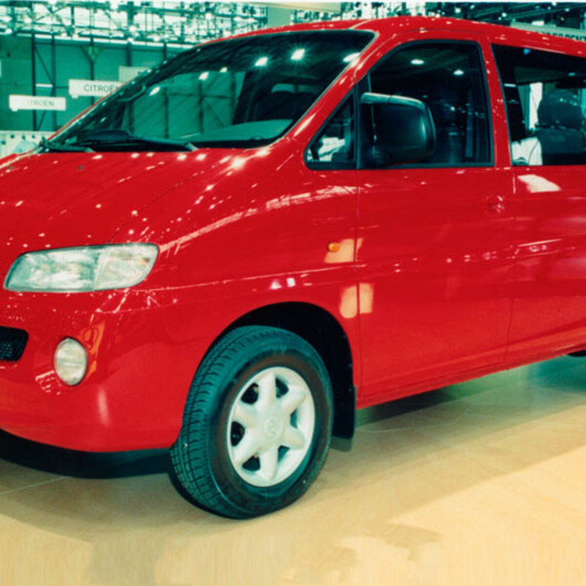 Hyundai H-1