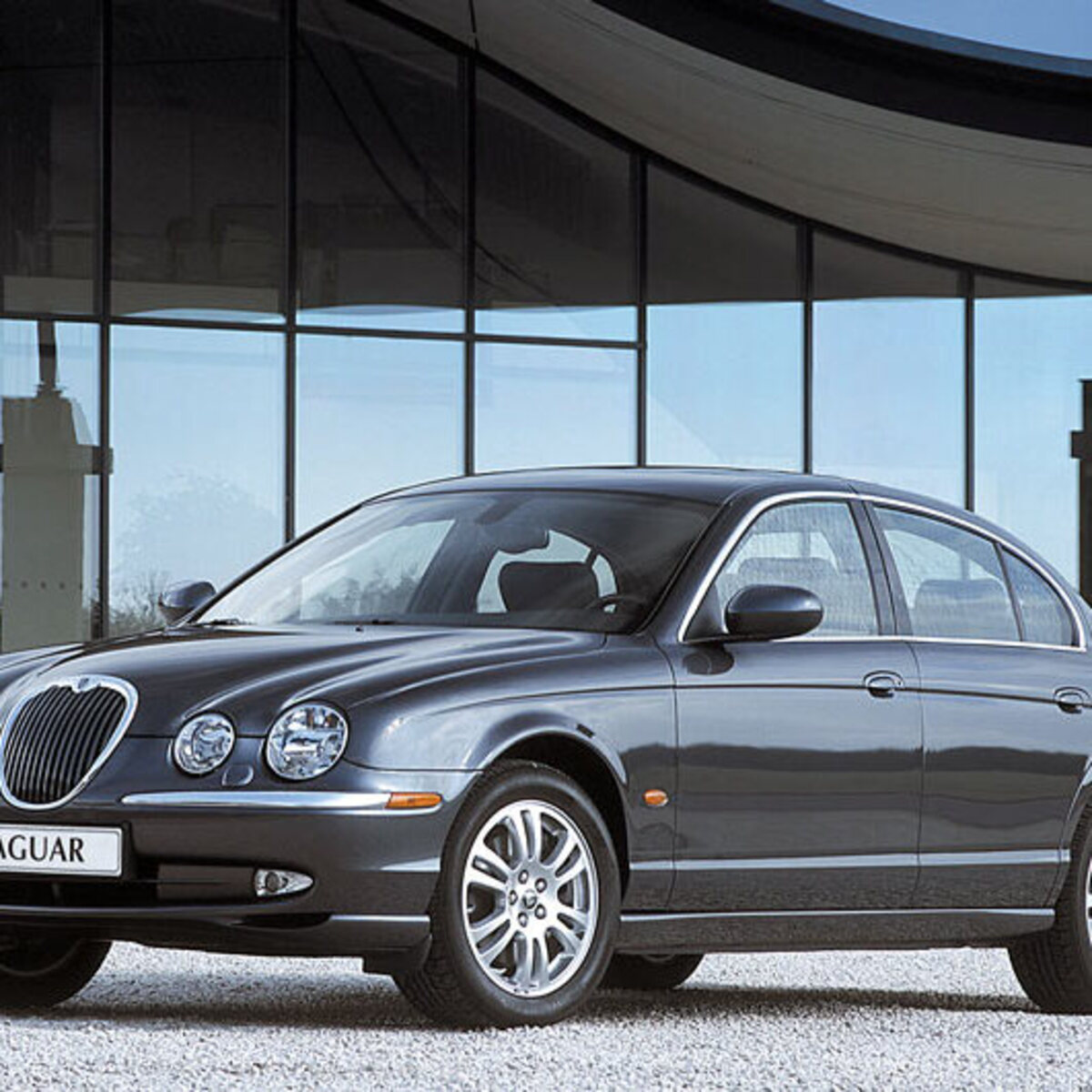 Jaguar S-Type (2005-06)