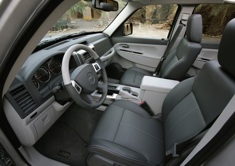 Jeep Cherokee (2008-14) (18)