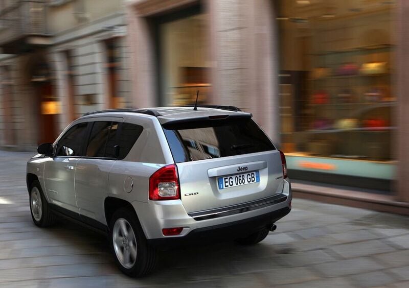 Jeep Compass (2006-15) (7)