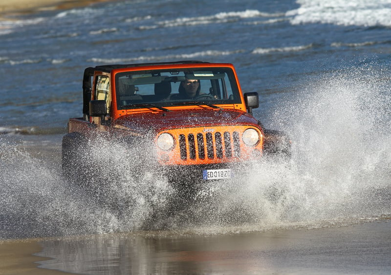 Jeep Wrangler (2007-18) (3)