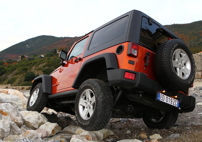 Jeep Wrangler (2007-18) (5)