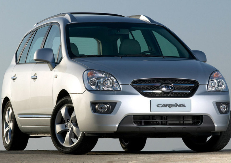 Kia Carens (2006-10)